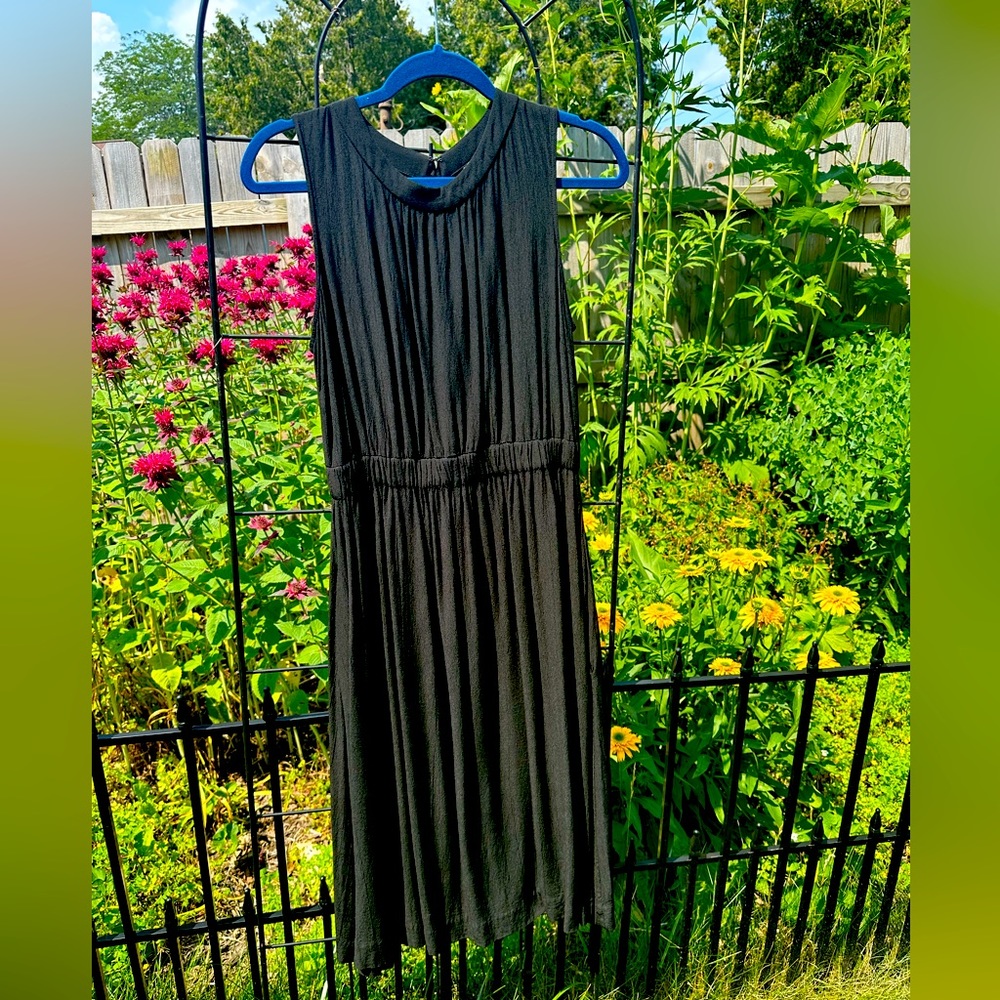 EUC - Black Halter Dress with Rear Neck Tie and Pockets- 8L